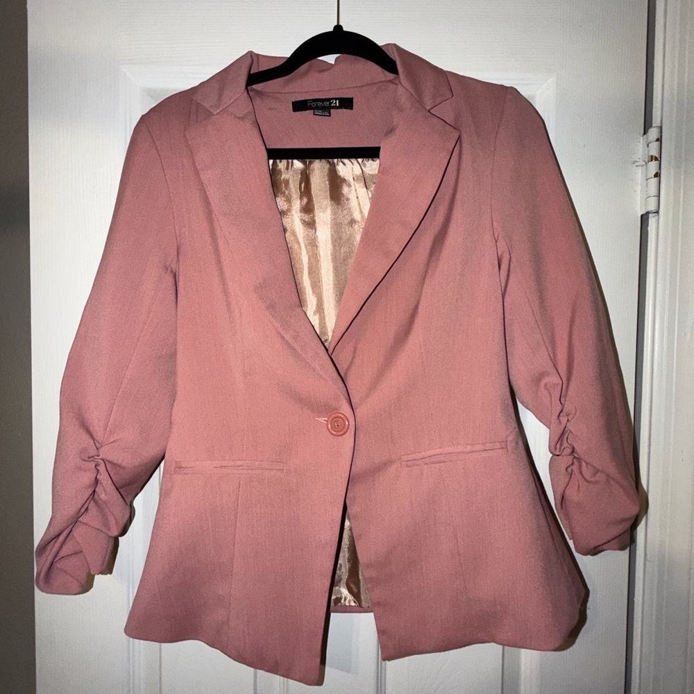 Dusty Pink Ruched Sleeve Blazer – Women’s Medium